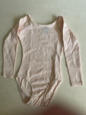 Capezio Girls' Long Sleeve Ballet Leotard in Light Pink